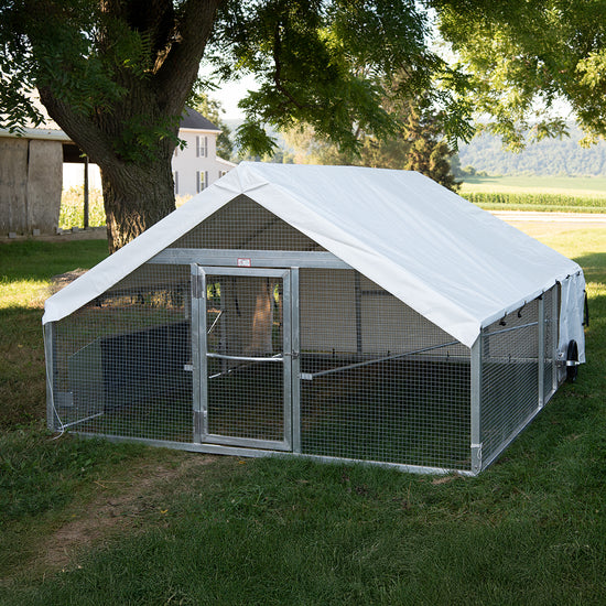 CHICKENTRAKTOR - Mobiler Hühnerstall aus Aluminium ca. 3 x 3,6 m, Gehege für bis zu 100 Hühner