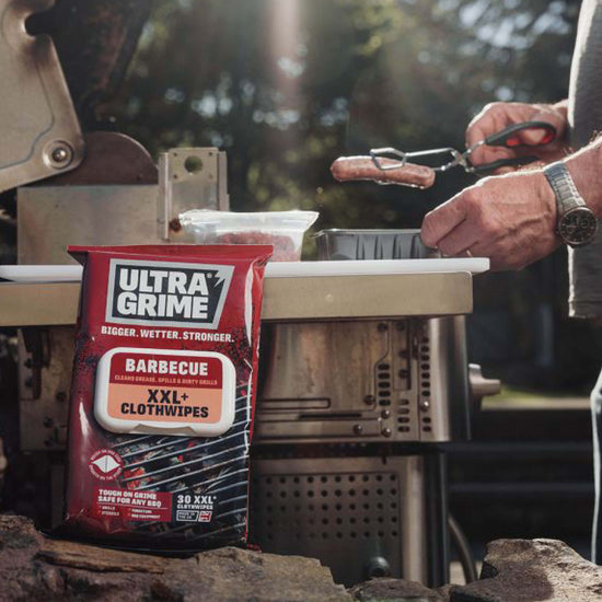 BBQ - XXL Premium Feuchtreinigungstücher für Grill, Ofen & Fritteusen mit einer abrasiven Schrubbseite