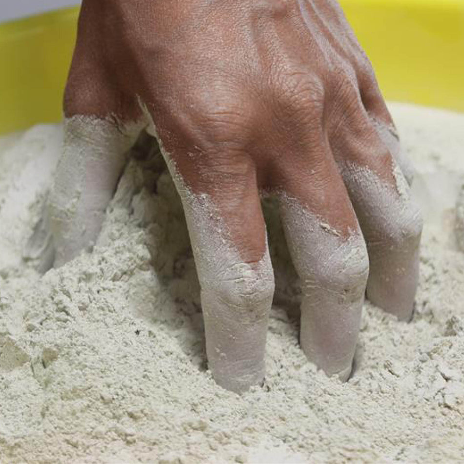 Mistral® Einstreupulver für Hühner Biotauglich – Trocknung, Wärme & Stallhygiene